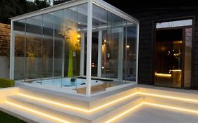 Spera Luxury